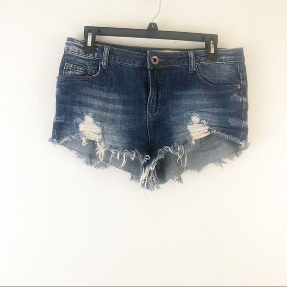 Cotton on distressed Blue Jean Shorts size 8 - Picture 1 of 6